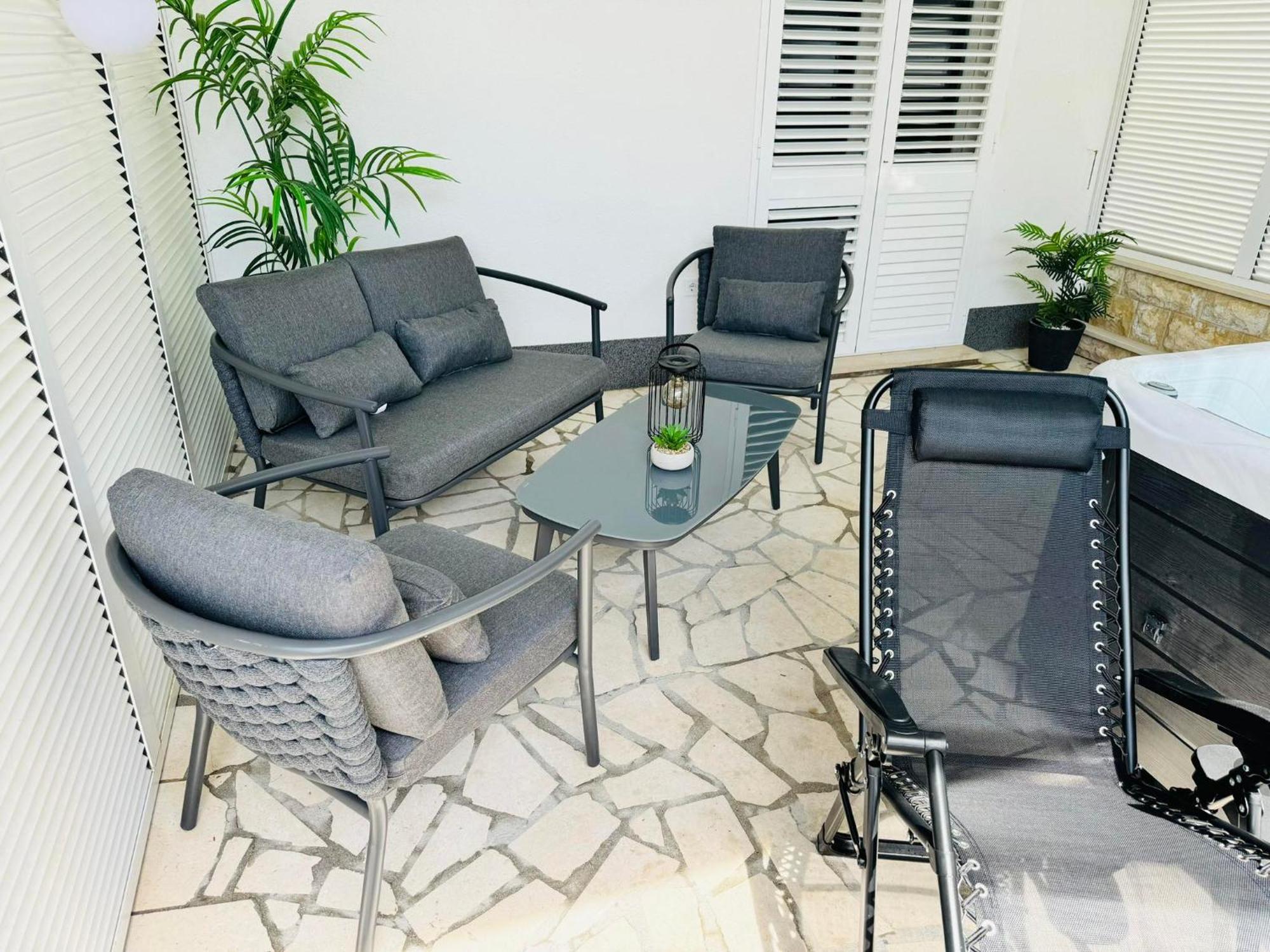 Villa Sirenis Trogir Buitenkant foto